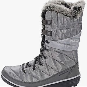 NEW Size 8 - Columbia womens Heavenly Omni-Heat Winter boots